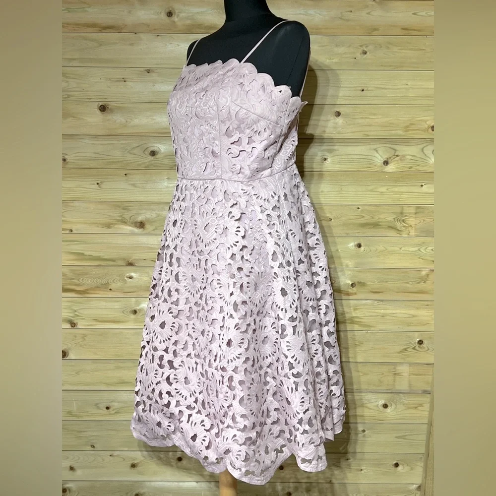 Chi Chi London Cut Out Dress - Picture 4 of 12